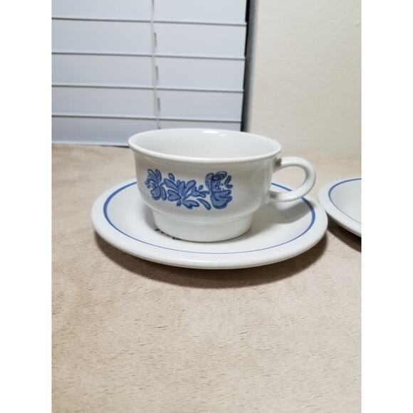 Pfaltzgraff Yorktowne Teacup Saucer Creamer Dip Bowl USA Dinnerware Vintage - Picture 2 of 10